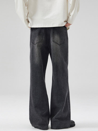 Relaxed A-Line Washed Jeans